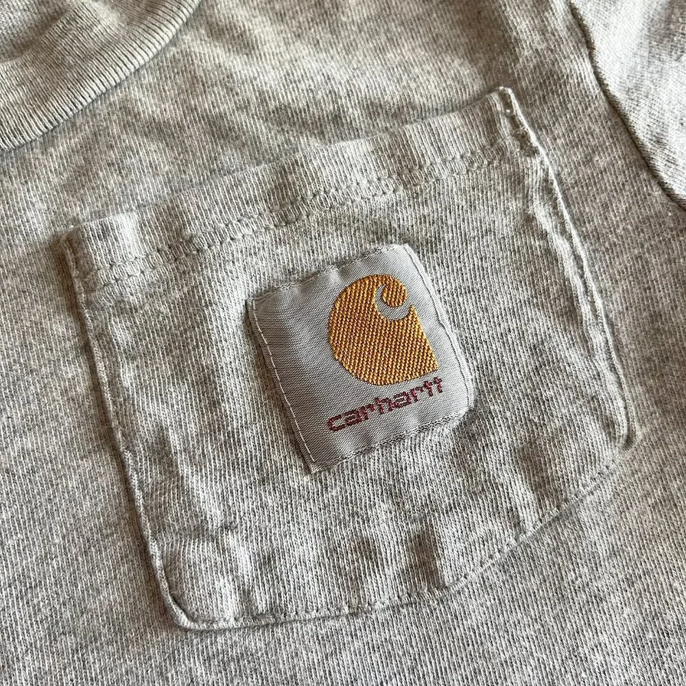 Carhartt gray pocket tee 5
